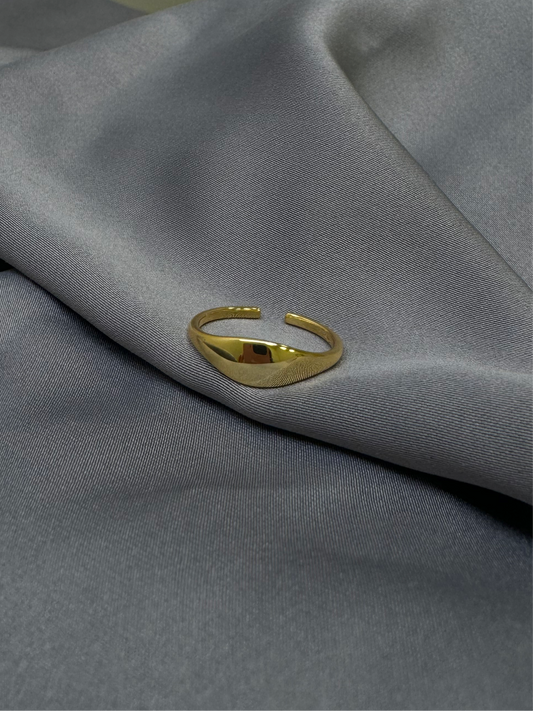 Signature gold ring