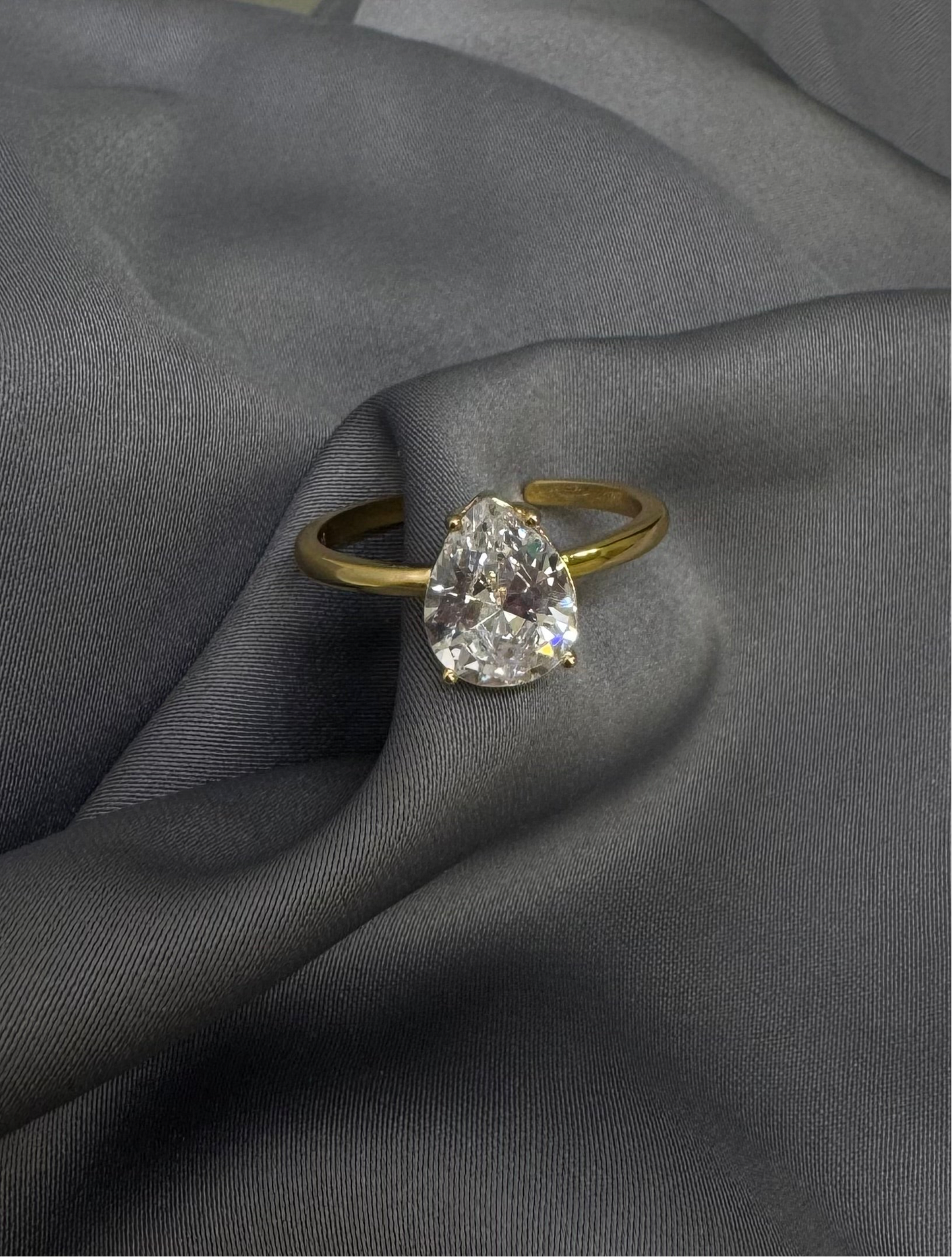 Crystal drop Ring