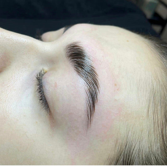 Grundutbildning - Browlift