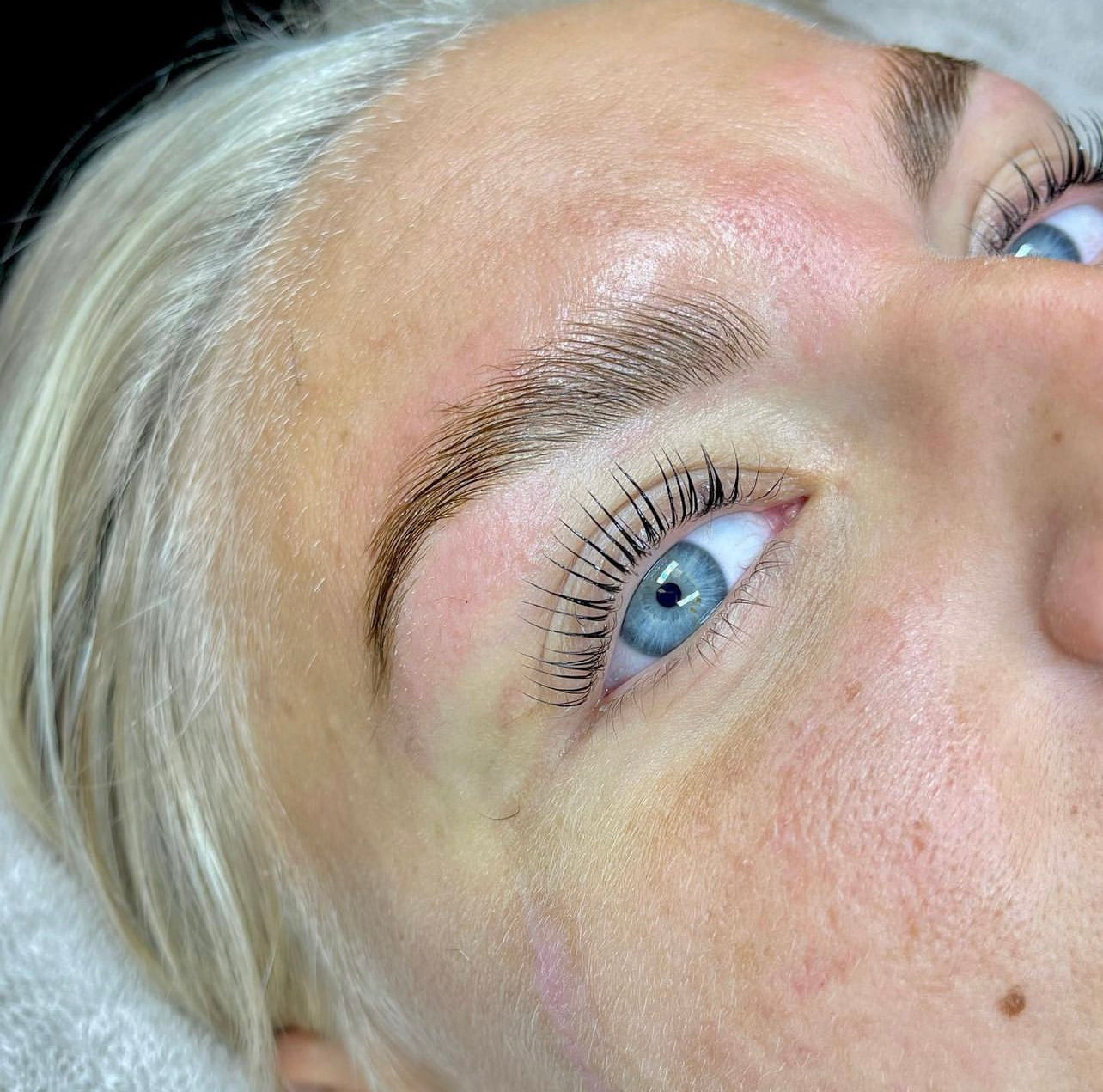 Grundutbildning - Lashlift, browlift & trådning
